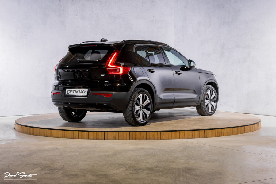 Volvo XC40 1.5 T4 Plug-in hybrid Plus Dark | Adaptieve cruise | Memory | Blis | Harman Kardon |
