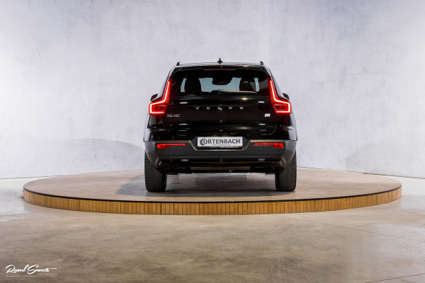 Volvo XC40 1.5 T4 Plug-in hybrid Plus Dark | Adaptieve cruise | Memory | Blis | Harman Kardon |