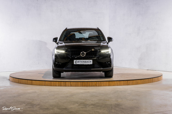 Volvo XC40 1.5 T4 Plug-in hybrid Plus Dark | Adaptieve cruise | Memory | Blis | Harman Kardon |