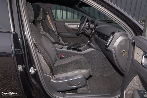 Volvo XC40 1.5 T4 Plug-in hybrid Plus Dark | Adaptieve cruise | Memory | Blis | Harman Kardon |