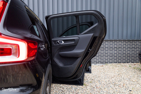 Volvo XC40 1.5 T4 Plug-in hybrid Plus Dark | Adaptieve cruise | Memory | Blis | Harman Kardon |