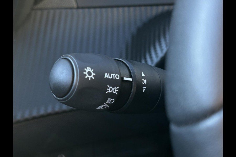 Peugeot 208 Hybrid 100 e-DCS6 Allure | Meer foto's volgen | Prijs is rijklaar