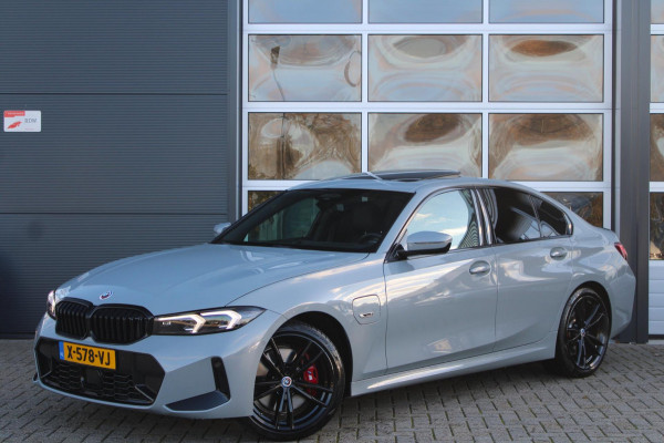 BMW 3-serie 330e M-Sport Pro | Pano | HK | ACC | Memory | Carbon