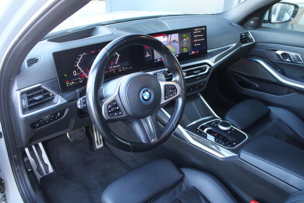 BMW 3-serie 330e M-Sport Pro | Pano | HK | ACC | Memory | Carbon