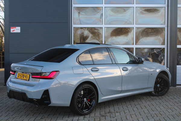 BMW 3-serie 330e M-Sport Pro | Pano | HK | ACC | Memory | Carbon