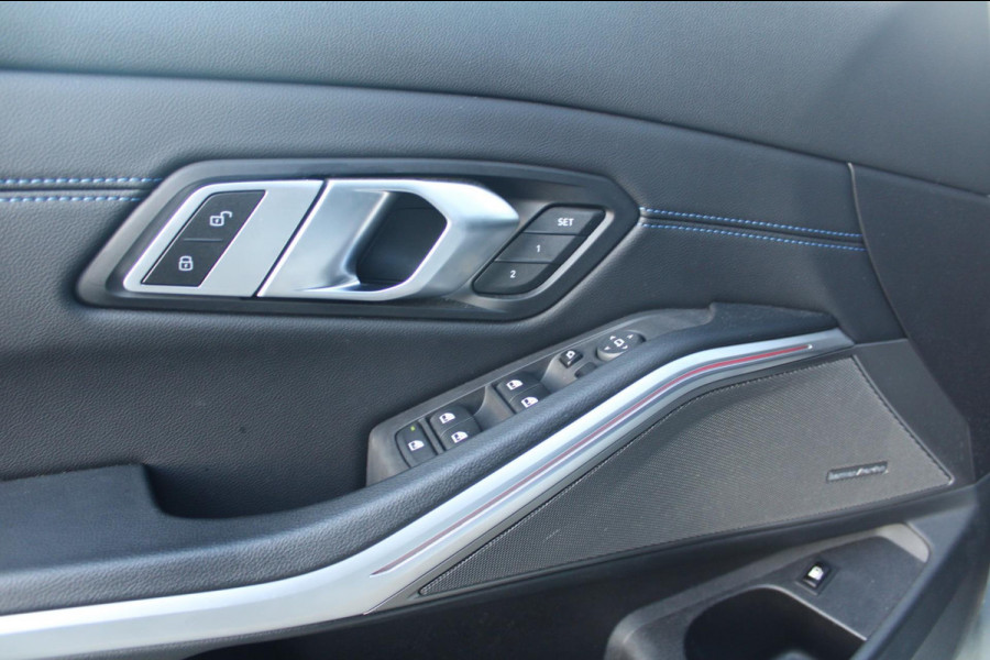 BMW 3-serie 330e M-Sport Pro | Pano | HK | ACC | Memory | Carbon