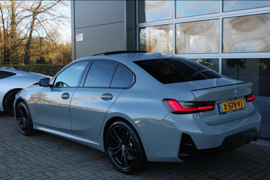 BMW 3-serie 330e M-Sport Pro | Pano | HK | ACC | Memory | Carbon