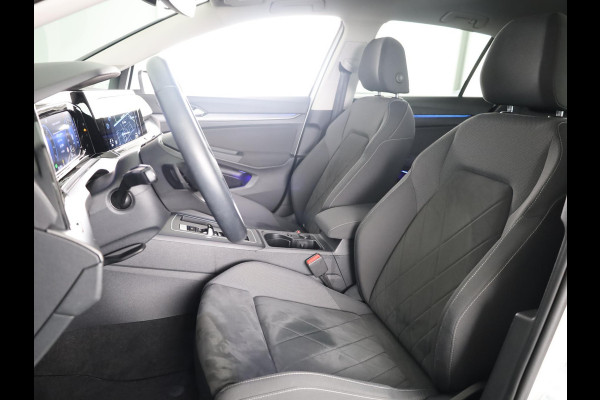 Volkswagen Golf 1.4 eHybrid Style 204 pk Automaat (DSG) | Navigatie | Panoramadak | Parkeersensoren | Adaptieve cruise control | Stoelverwarming |