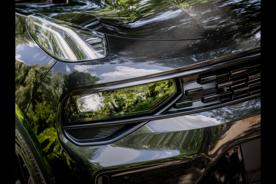 Lynk & Co 01 1.5 Plug-In Hybrid 262pk BLACKED OUT | 360 Camera | Panoramadak