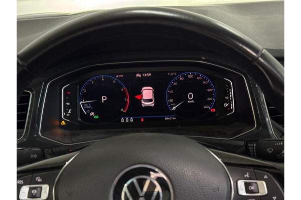 Volkswagen T-Roc 1.5 TSI Sport - Automaat - Pano/Schuifdak - Navi - Climate - Org.NL