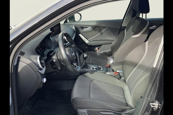 Audi Q2 30 TFSI Business Edition 110pk | Navigatie | Virtual Cockpit | Parkeercamera | 18 inch Lichtmetalen velgen