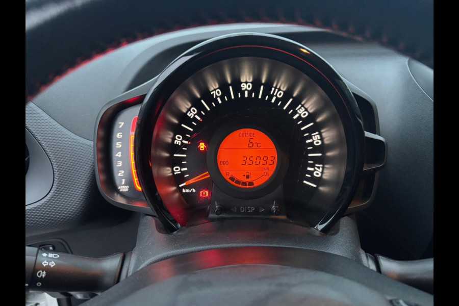 Citroën C1 1.0 VTi Feel 5drs | Rijklaar geleverd incl 12 maanden BOVAG garantie! |