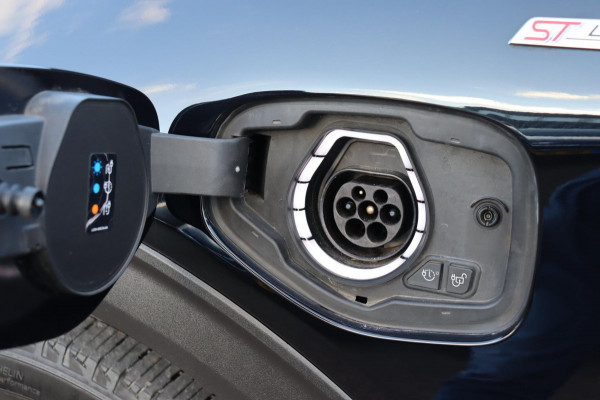 Ford Explorer 3.0 V6 EB PHEV ST-Line 7-pers. org.NL trekhaak B&O schuifdak