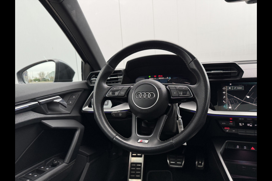 Audi A3 Sportback 35TFSI 150pk S-tronic | S-edition | Pano dak