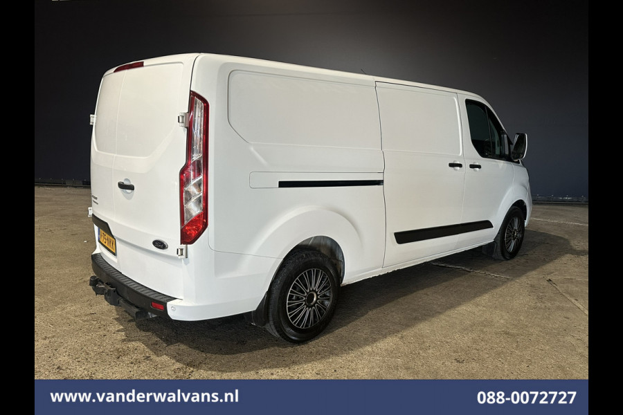 Ford Transit Custom 2.0 TDCI 131pk L2H1 Euro6 Airco | LED | Apple Carplay | Cruisecontrol | 2800kg Trekhaak Parkeersensoren, Stoelverwarming, Verwarmde voorruit, Bijrijdersbank
