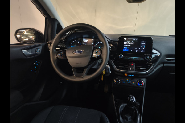 Ford Fiesta 1.1 Trend uit 2018 Rijklaar + 12 maanden Bovag-garantie Henk Jongen Auto's in Helmond,  al 50 jaar service zoals 't hoort!