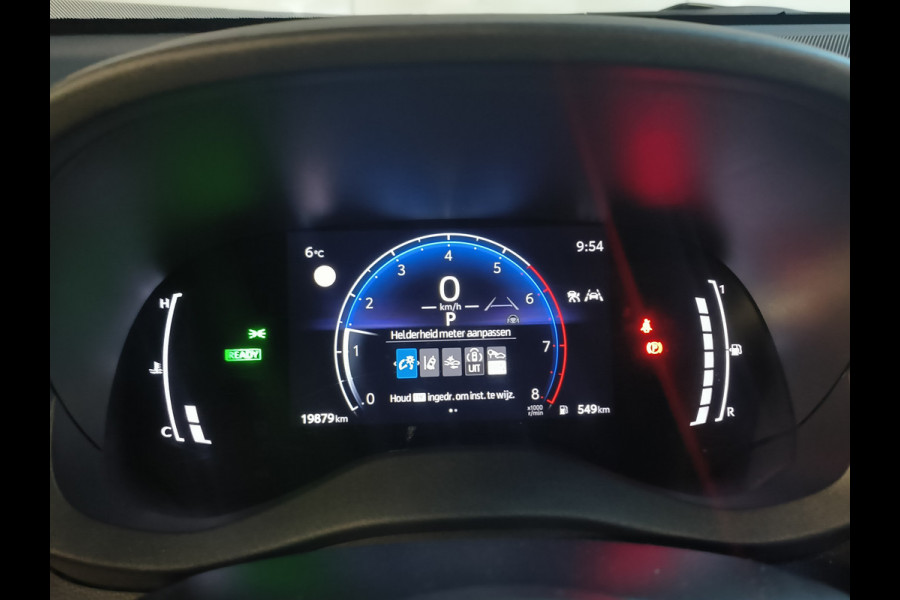 Toyota Yaris Cross 1.5 Hybrid 115 Dynamic Automaat uit 2025 Rijklaar + Fabrieksgarantie tot 2030 Henk Jongen Auto's in Helmond,  al 50 jaar service zoals 't hoort!