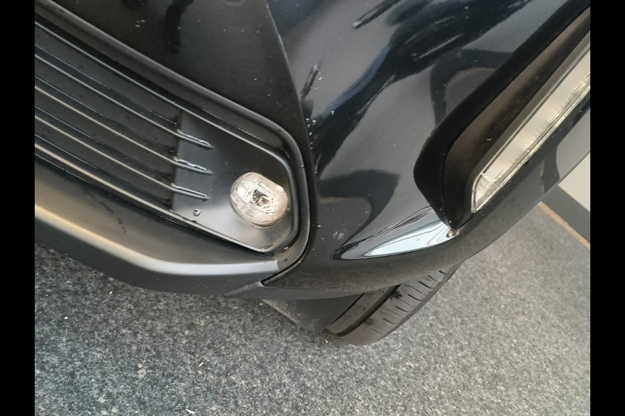 Toyota Yaris Cross 1.5 Hybrid 115 Dynamic Automaat uit 2025 Rijklaar + Fabrieksgarantie tot 2030 Henk Jongen Auto's in Helmond,  al 50 jaar service zoals 't hoort!