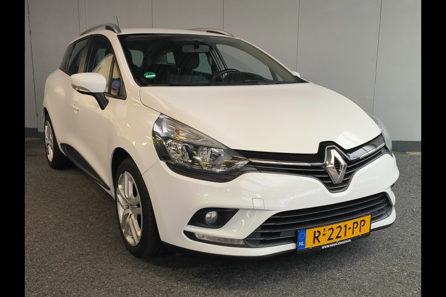 Renault Clio Estate 0.9 TCe Zen Rijklaar + 12 maanden Bovag-garantie Henk Jongen Auto's in Helmond,  al 50 jaar service zoals 't hoort!