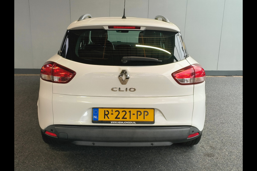 Renault Clio Estate 0.9 TCe Zen Rijklaar + 12 maanden Bovag-garantie Henk Jongen Auto's in Helmond,  al 50 jaar service zoals 't hoort!