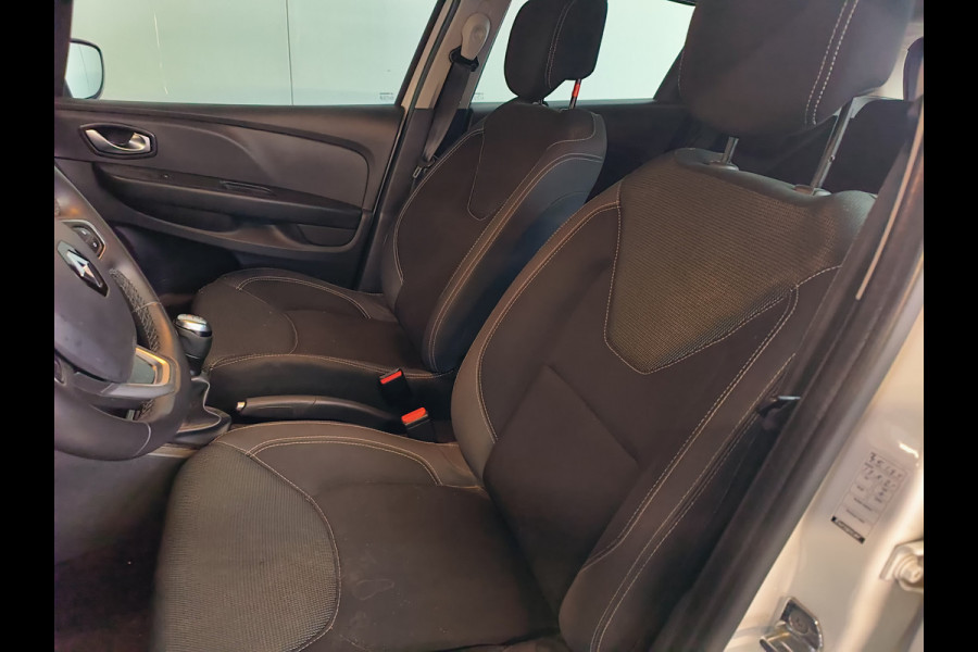 Renault Clio Estate 0.9 TCe Zen Rijklaar + 12 maanden Bovag-garantie Henk Jongen Auto's in Helmond,  al 50 jaar service zoals 't hoort!