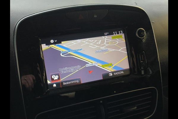 Renault Clio Estate 0.9 TCe Zen Rijklaar + 12 maanden Bovag-garantie Henk Jongen Auto's in Helmond,  al 50 jaar service zoals 't hoort!