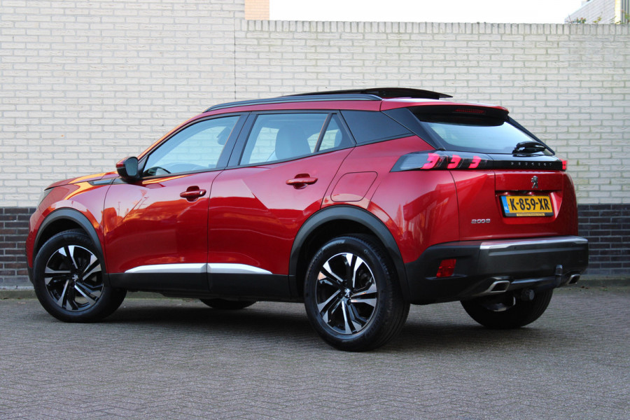 Peugeot 2008 1.2 PureTech Allure | Trekhaak | Panoramadak | Navigatie