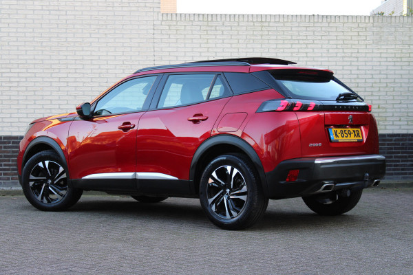 Peugeot 2008 1.2 PureTech Allure | Trekhaak | Panoramadak | Navigatie