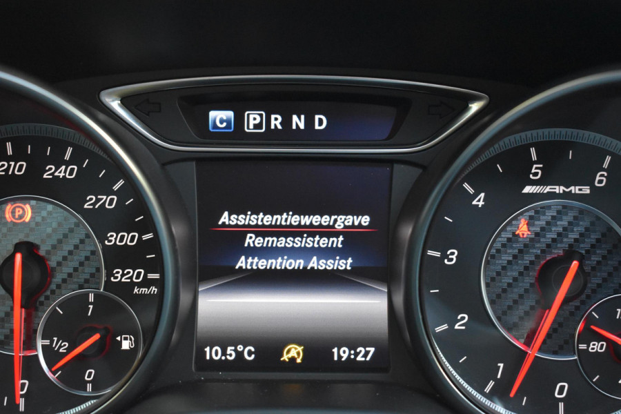 Mercedes-Benz CLA-Klasse Shooting Brake CLA 45 AMG 4MATIC Pano