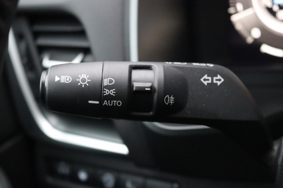 Nissan QASHQAI 1.3DIG-T MHEV 158PK Automaat N-Connecta Panoramadak/Winter-pack/Elektr.-klep/Head-Up/Adapt.-cruise