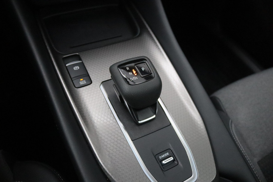 Nissan QASHQAI 1.3DIG-T MHEV 158PK Automaat N-Connecta Panoramadak/Winter-pack/Elektr.-klep/Head-Up/Adapt.-cruise