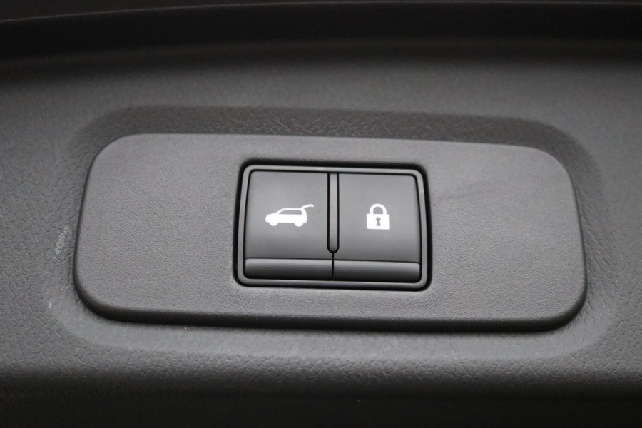 Nissan QASHQAI 1.3DIG-T MHEV 158PK Automaat N-Connecta Panoramadak/Winter-pack/Elektr.-klep/Head-Up/Adapt.-cruise