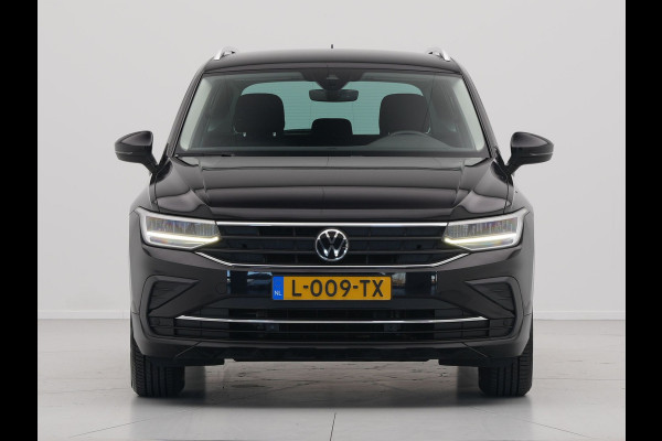 Volkswagen Tiguan 1.5 TSI 130pk Life Trekhaak Navigatie Carplay Acc Pdc Clima 54