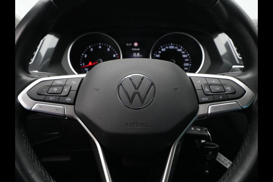 Volkswagen Tiguan 1.5 TSI 130pk Life Trekhaak Navigatie Carplay Acc Pdc Clima 54