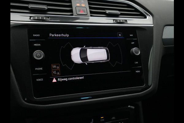 Volkswagen Tiguan 1.5 TSI 130pk Life Trekhaak Navigatie Carplay Acc Pdc Clima 54