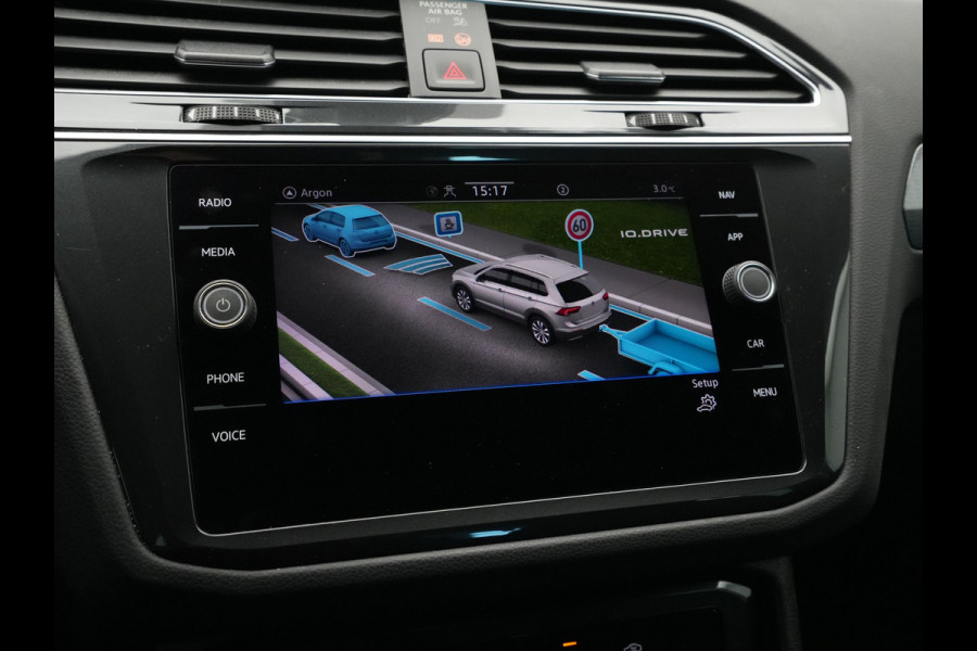 Volkswagen Tiguan 1.5 TSI 130pk Life Trekhaak Navigatie Carplay Acc Pdc Clima 54