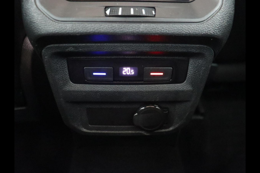 Volkswagen Tiguan 1.4 TSI eHybrid R-Line | Panoramadak | Keyless | Camera | Adaptive cruise control | Carplay | Privacy glass