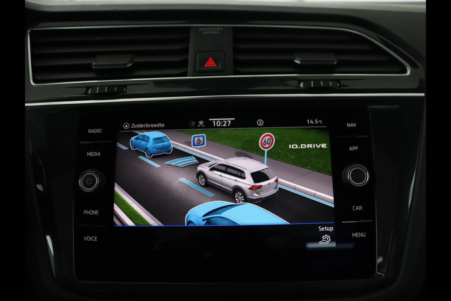 Volkswagen Tiguan 1.4 TSI eHybrid R-Line | Panoramadak | Keyless | Camera | Adaptive cruise control | Carplay | Privacy glass