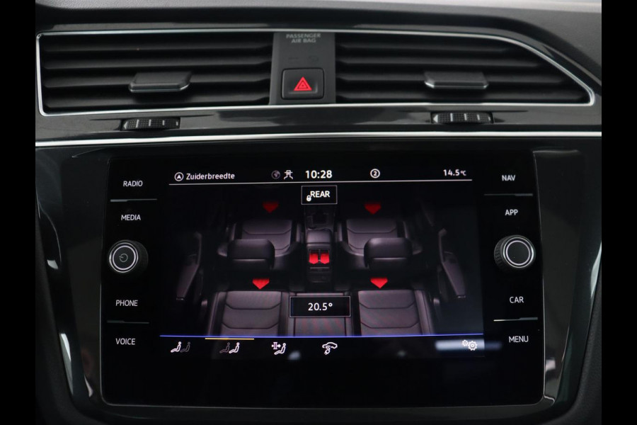 Volkswagen Tiguan 1.4 TSI eHybrid R-Line | Panoramadak | Keyless | Camera | Adaptive cruise control | Carplay | Privacy glass