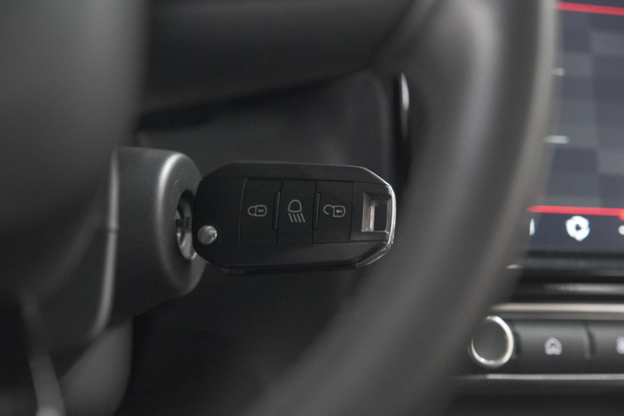 Citroën C3 Aircross PureTech 130 EAT6 Shine | Allseason Banden | Camera | Head-Up Display | Navigatie