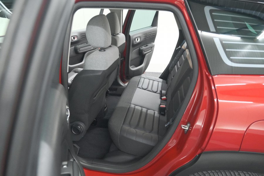 Citroën C3 Aircross PureTech 130 EAT6 Shine | Allseason Banden | Camera | Head-Up Display | Navigatie