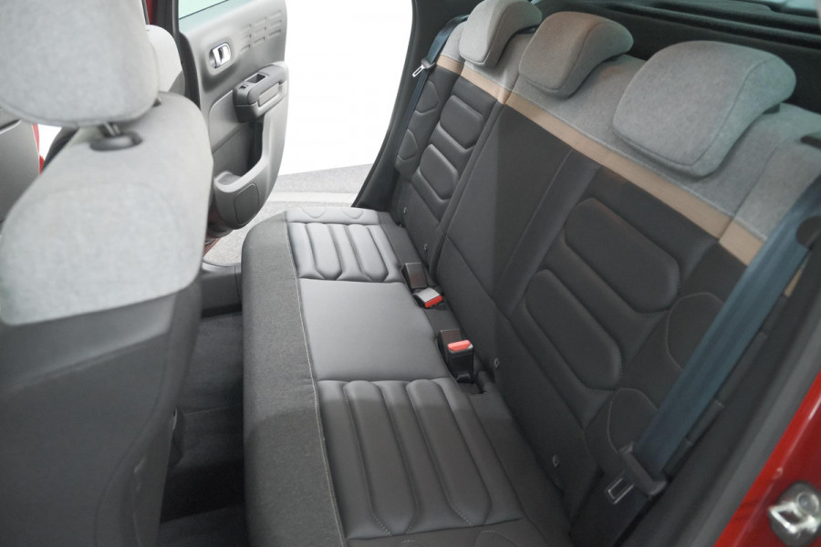 Citroën C3 Aircross PureTech 130 EAT6 Shine | Allseason Banden | Camera | Head-Up Display | Navigatie