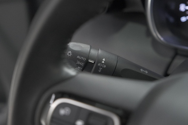 Citroën C3 Aircross PureTech 130 EAT6 Shine | Allseason Banden | Camera | Head-Up Display | Navigatie