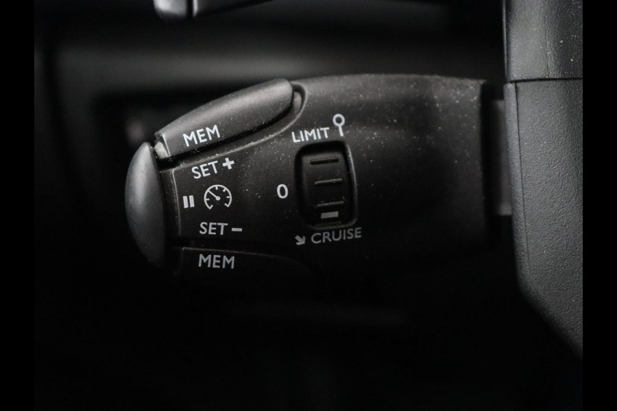 Citroën C5 Aircross 1.6 Plug-in Hybrid 225 | Carplay | Climate control | Camera | Privacy glass