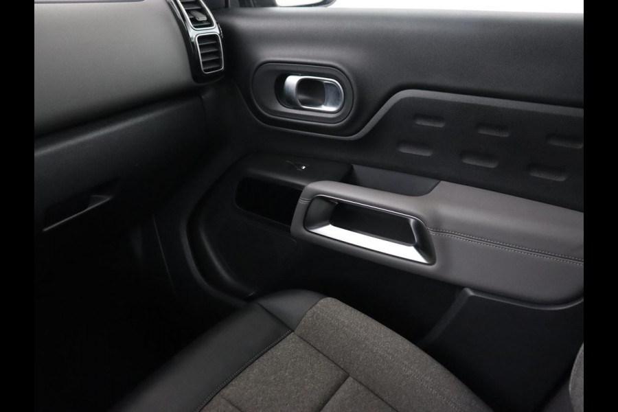 Citroën C5 Aircross 1.6 Plug-in Hybrid 225 | Carplay | Climate control | Camera | Privacy glass
