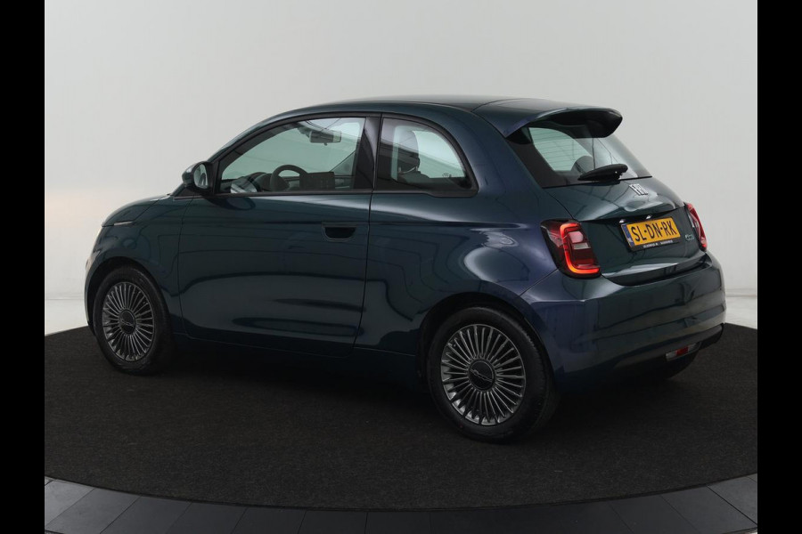 Fiat 500 Icon 42 kWh 3 Fase | Navigatie | Cruise control | Climate control | Carplay | Parkeerhulp | Bluetooth