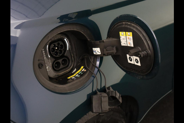 Fiat 500 Icon 42 kWh 3 Fase | Navigatie | Cruise control | Climate control | Carplay | Parkeerhulp | Bluetooth