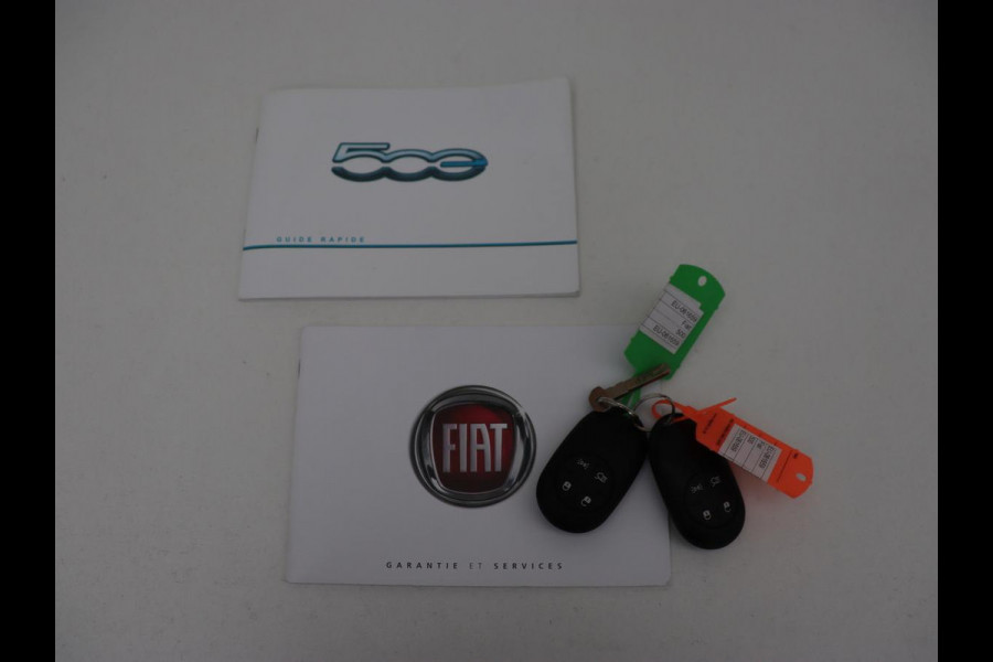 Fiat 500 Icon 42 kWh 3 Fase | Navigatie | Cruise control | Climate control | Carplay | Parkeerhulp | Bluetooth