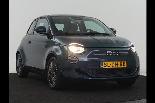Fiat 500 Icon 42 kWh 3 Fase | Navigatie | Cruise control | Climate control | Carplay | Parkeerhulp | Bluetooth