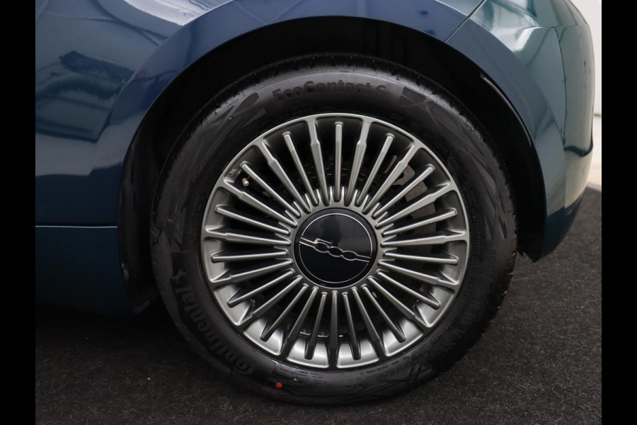 Fiat 500 Icon 42 kWh 3 Fase | Navigatie | Cruise control | Climate control | Carplay | Parkeerhulp | Bluetooth